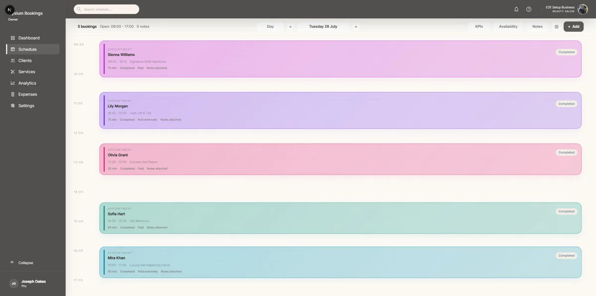 Elysium Bookings desktop day calendar with colour-coded appointments.